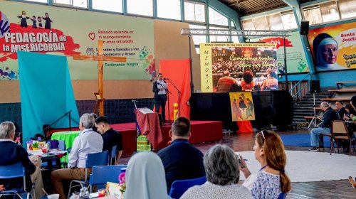 Cerca de 200 agentes pastorales laicos y consagrados participaron en una nueva versión de la jornada de reflexión y discernimiento pastoral