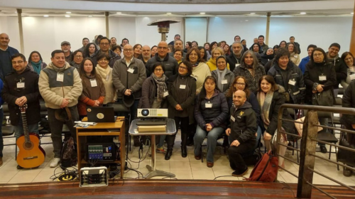 Arzobispo de Santiago motivó a educadores a fortalecer la identidad a través de la oración y comunión