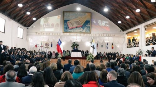 Por primera vez, un arzobispo de Santiago es invitado al Servicio de Acción de Gracias Evangélico