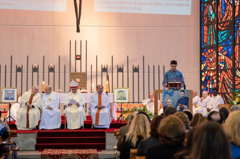 Colegio Verbo Divino inicia celebración de los 150 años de su congregación