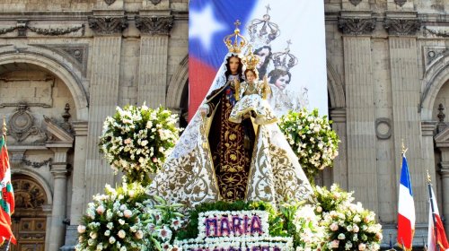 Este domingo 29 caminemos junto a María en la Procesión de la Virgen del Carmen