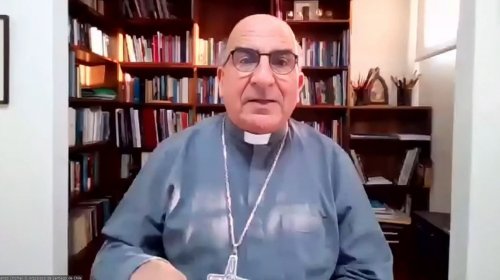 Monseñor Chomali: «ser católico significa servir a los demás»