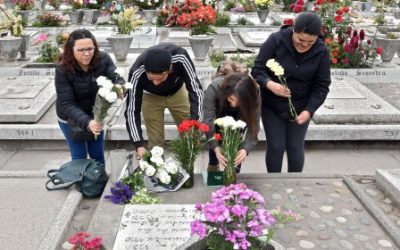 Viernes 1 de noviembre, 12:00 hrs.: obispos presidirán misas en cementerios Católico y General