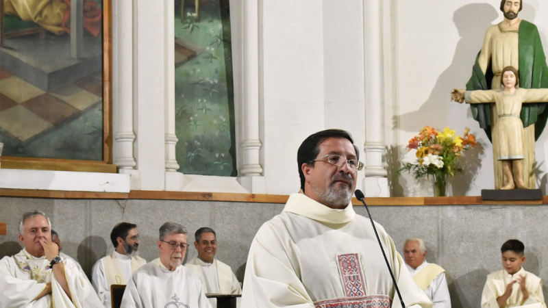 Cardenal Chomali en La Segunda: “Chile necesita acuerdos sensatos y una Iglesia presente en lo público”