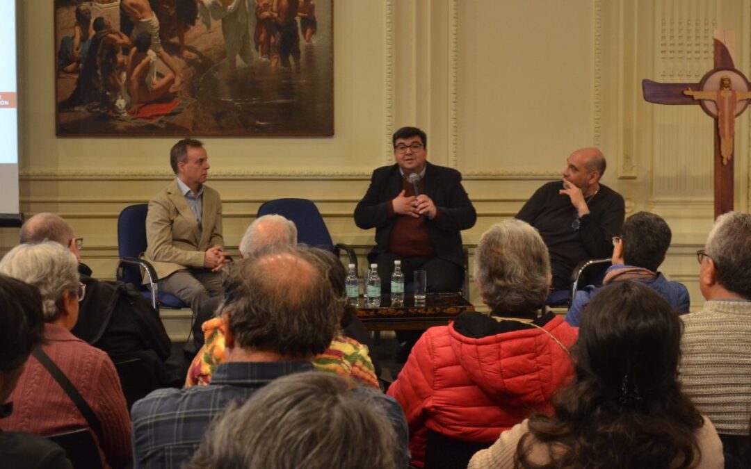 Conversatorio sobre Laudato Si’ invita a cuidar la Casa Común en parroquias y comunidades