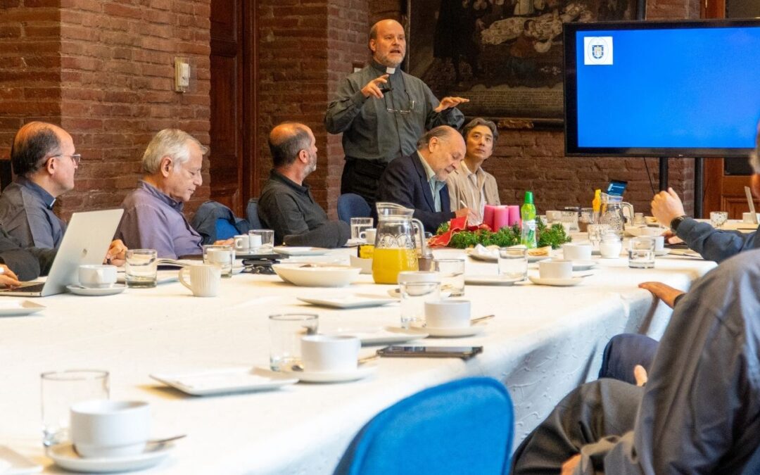 Consejo de Presbiterios de Santiago se reúne para revisar materias pastorales y de gestión eclesial